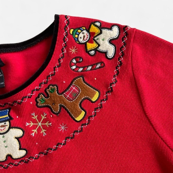 Vintage Moving Bleu Red Ribbed Long Sleeve Shirt  Embroidered Christmas Designs - Picture 4 of 7